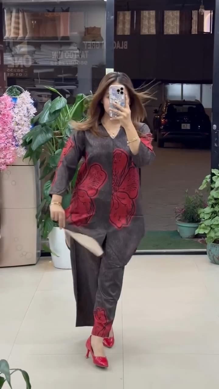 TREND TRINITY SUMMER SPECIAL GEOGRAPHIC PRINTS FOR WOMEN