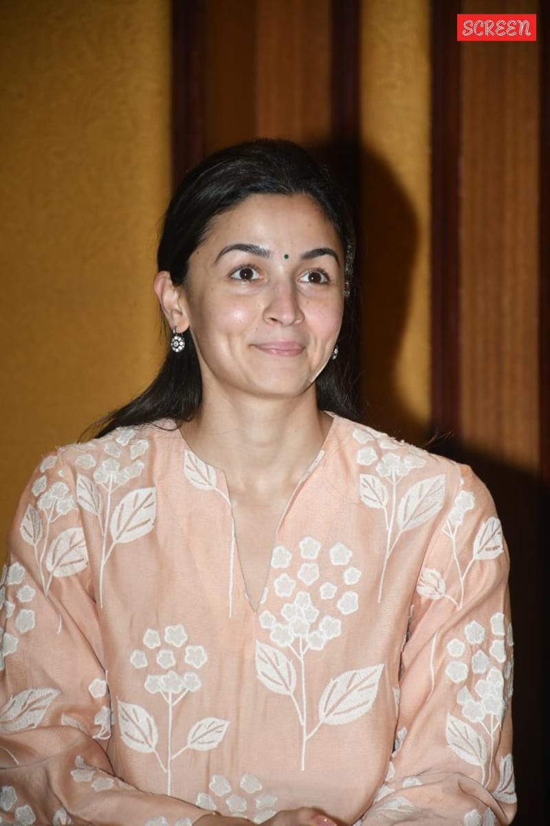 New Super Blaster Alia Bhatt Birthday Kurti Pant Dupatta