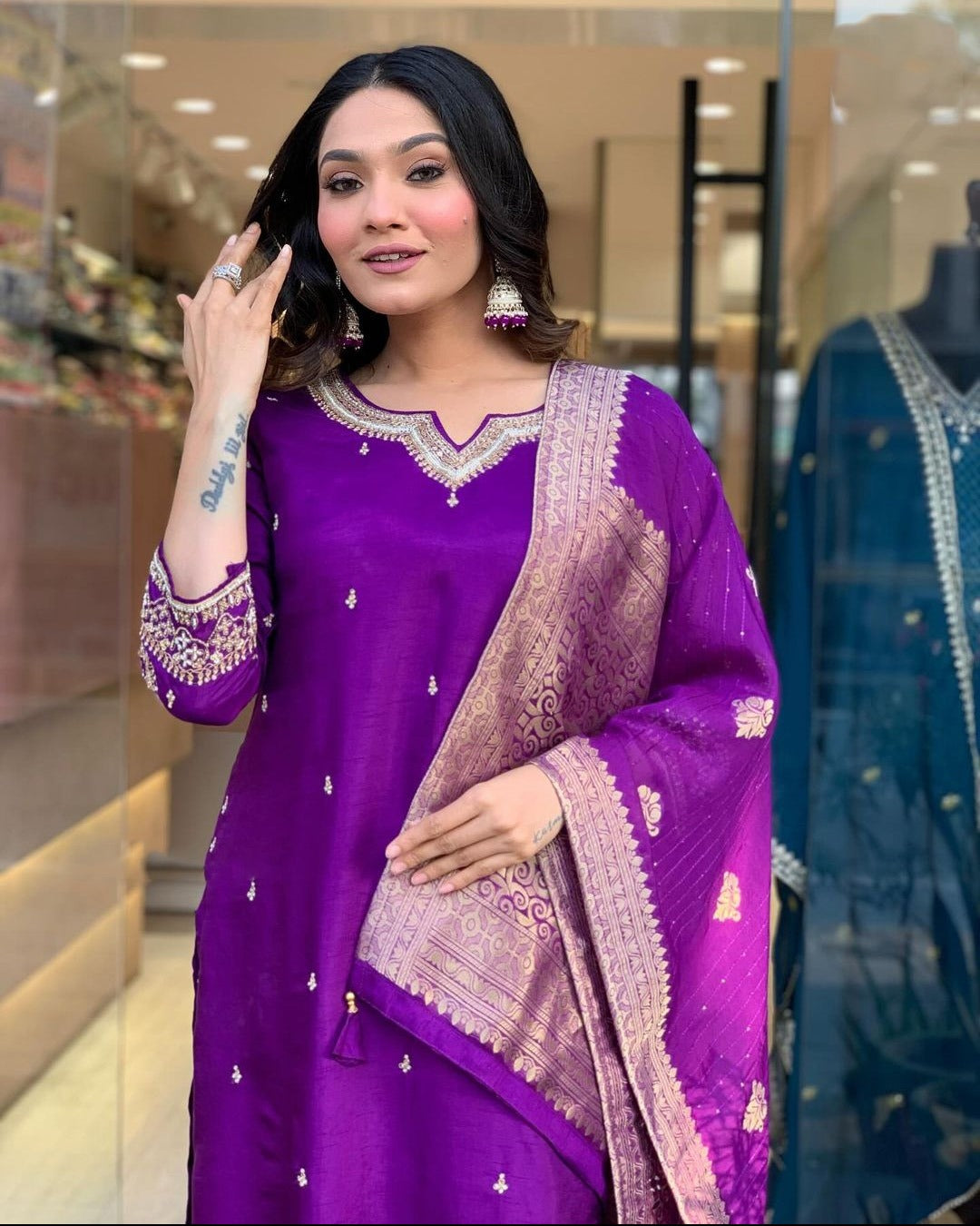 Women Silk Kurta Pant Dupatta Set Aashi kurta set