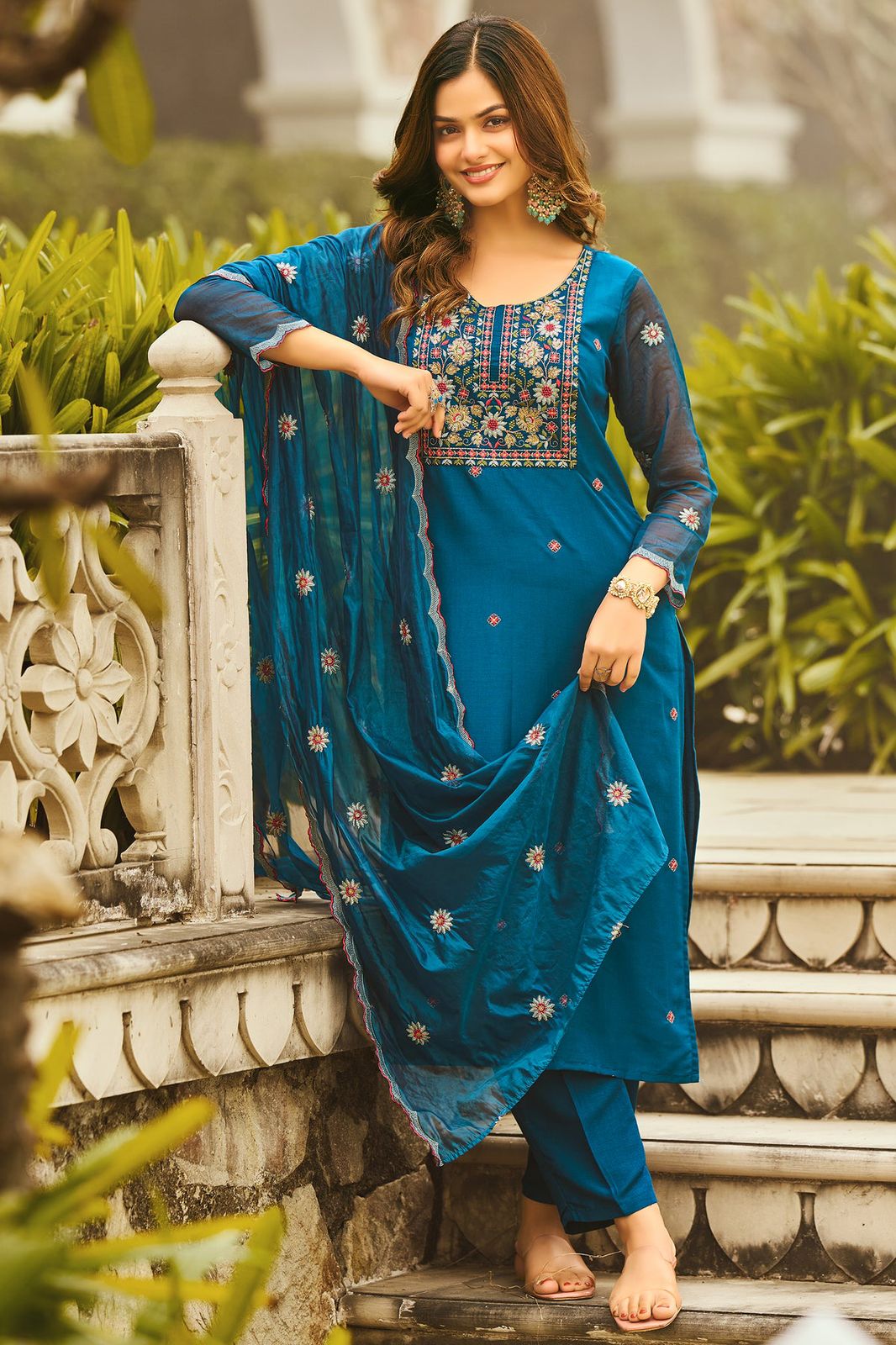 Presenting New Reyon beautiful suit set and duppta