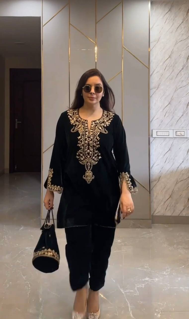 Black Heavy Embroidered Velvet Full Sleeves Kurti Pant Set